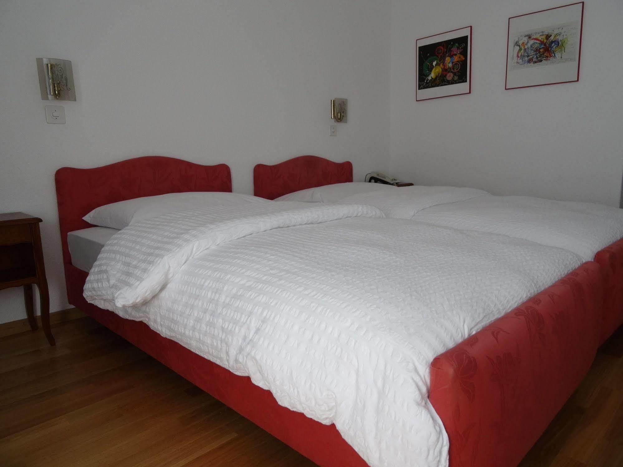 Hotel Du Grand-Pre Marly-le-Grand Dış mekan fotoğraf
