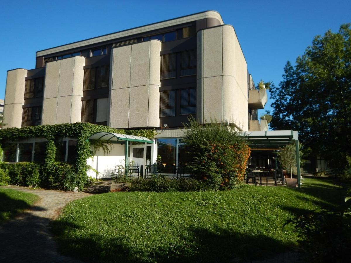 Hotel Du Grand-Pre Marly-le-Grand Dış mekan fotoğraf
